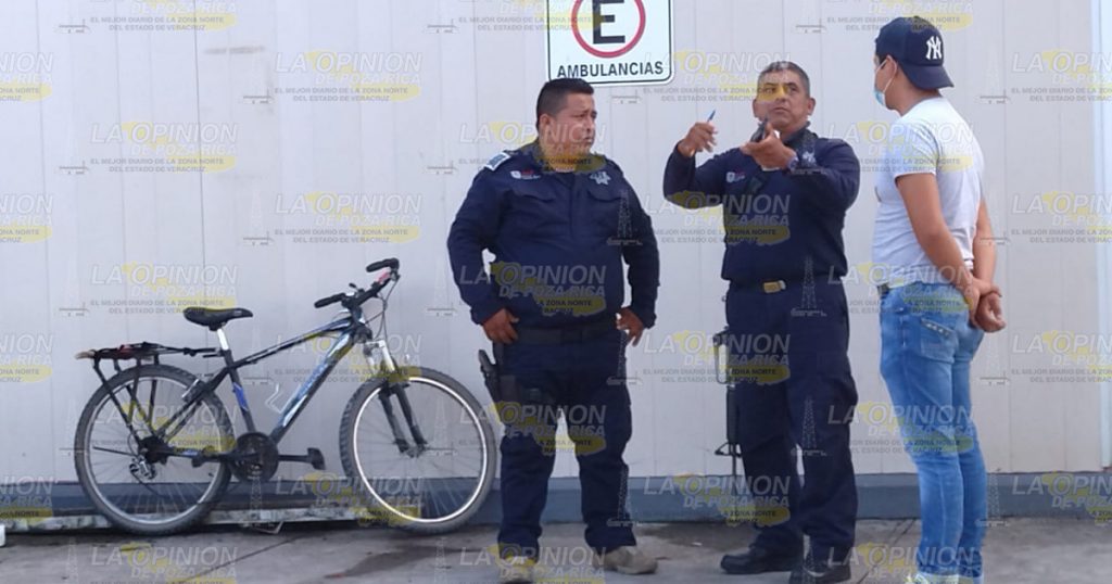 Se abre la cabeza al caer de su bicicleta