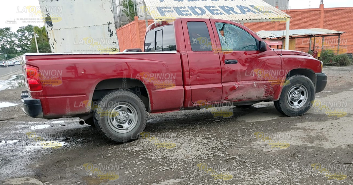 Se impacta en una camioneta