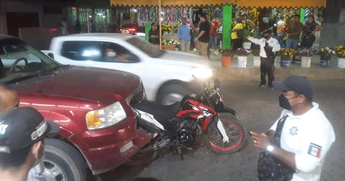 ¡Se tragó media motocicleta! Se tragó media motocicleta3