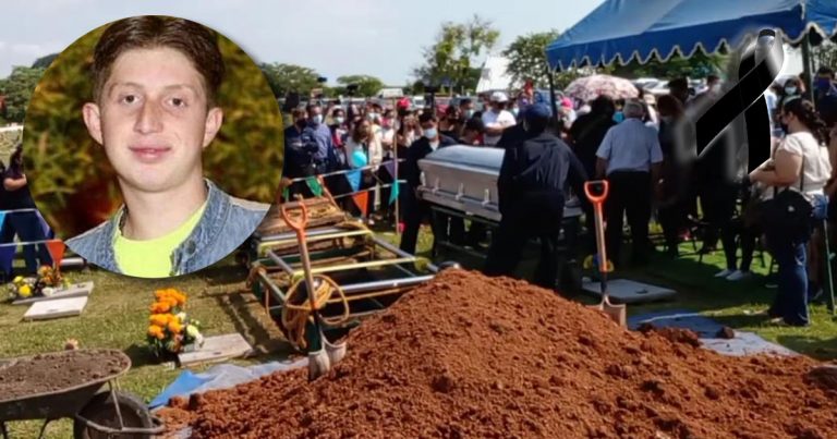 Sepultan a Octavio Ocaña en Tabasco