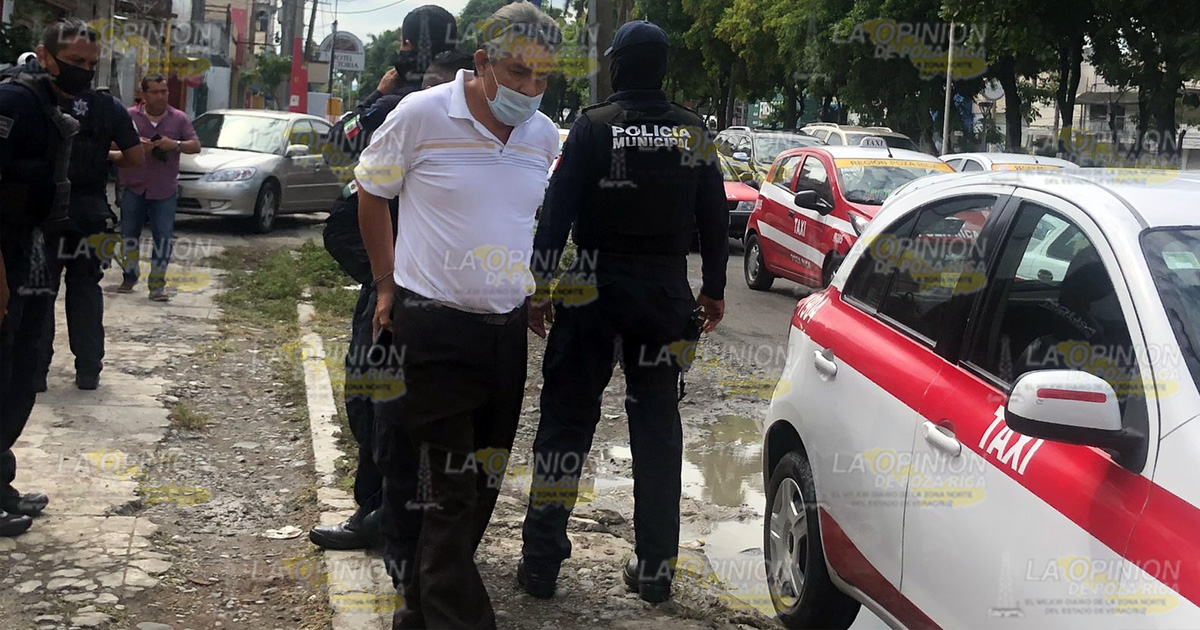 Taxista abusivo detenido por Policía