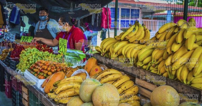 Tianguis permanecerá activo el resto del año