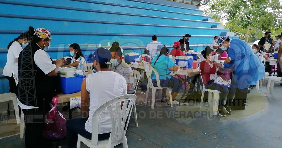 Vacunarán a adolescentes de 15-17 años