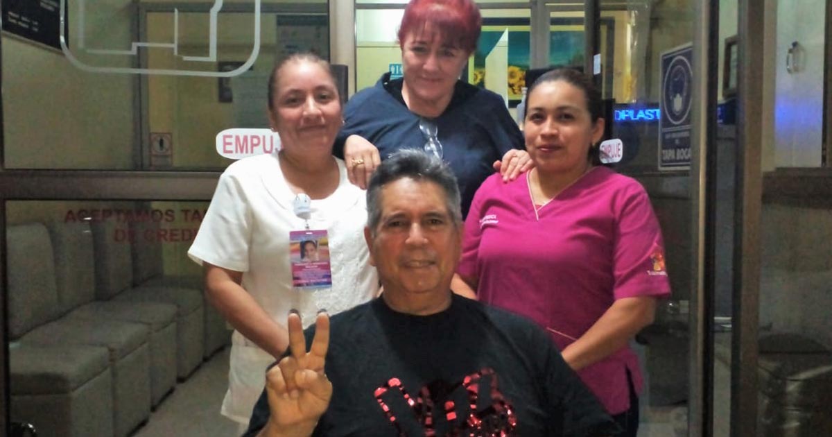 Volví a nacer: Enrique Avilés tras salir del hospital en Tuxpan Volví a nacer: Enrique Avilés tras salir del hospital en Tuxpan