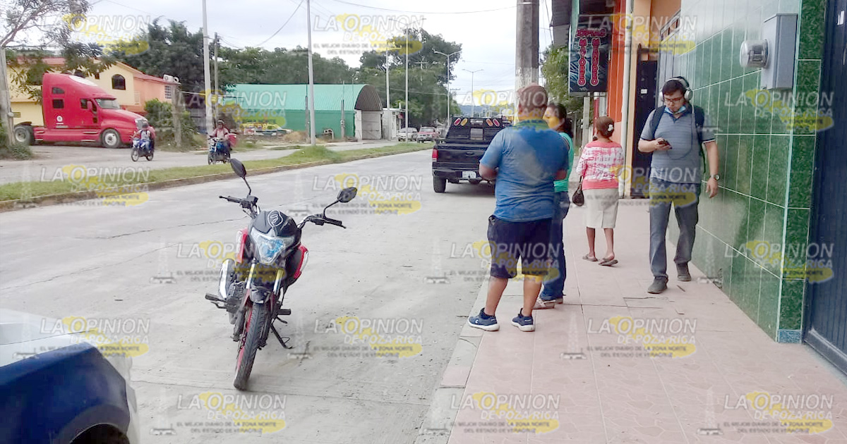 Pareja lesionada tras ser embestida en Álamo