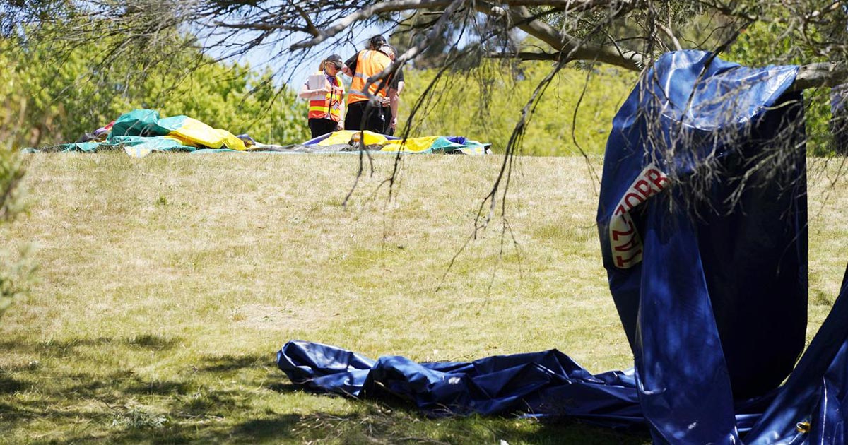 Mueren cuatro niños tras accidente de inflable Mueren cuatro niños tras accidente de inflable 3