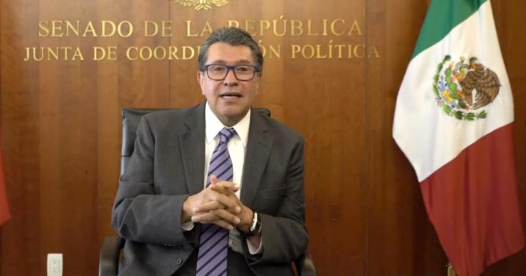 Acusa Monreal abuso de poder en Veracruz