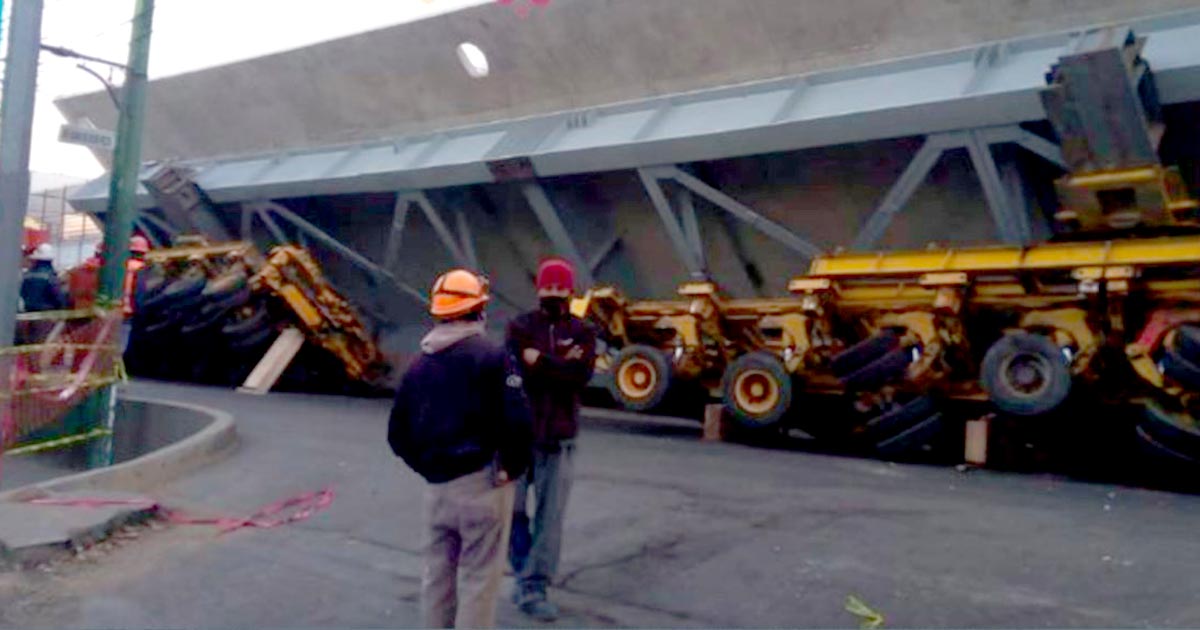 Cae trabe sobre calzada Emita Iztapalapa