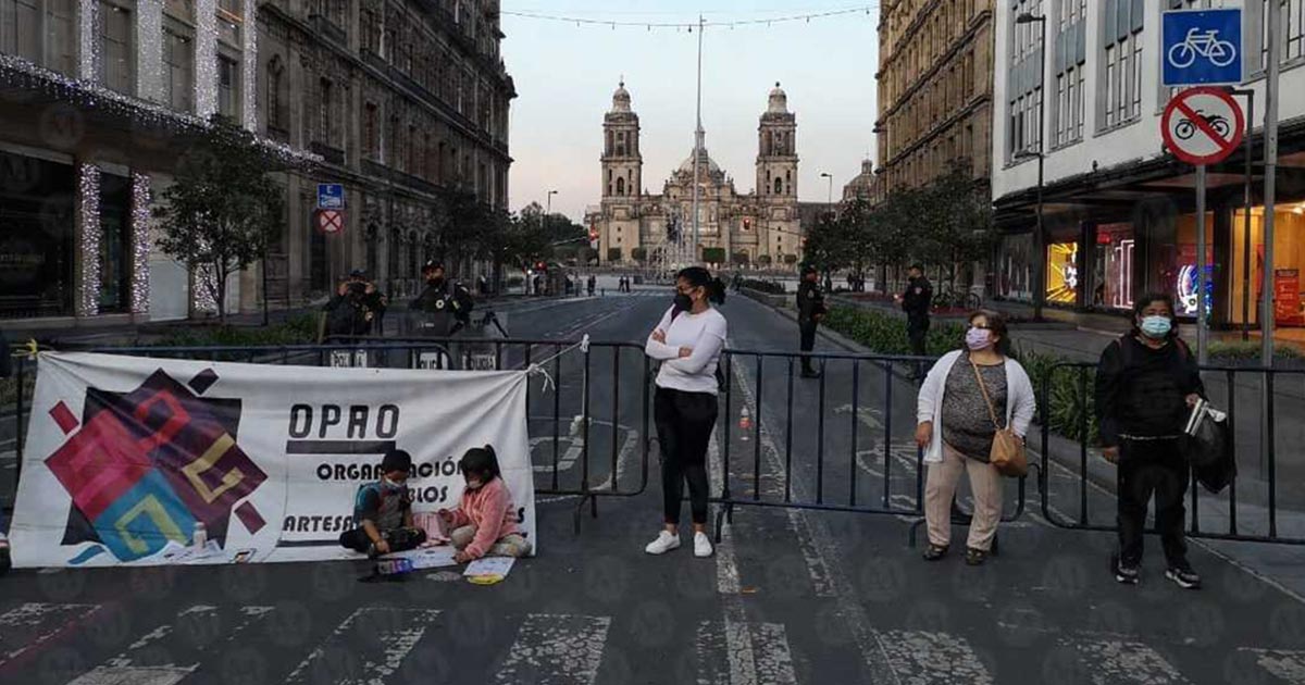 Cierran calles del Zócalo de la CDMX por informe de AMLO