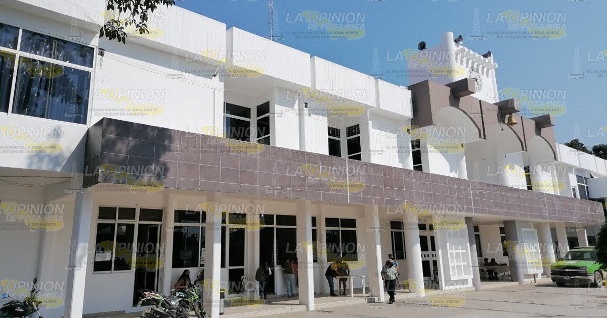 Cuestionan regidores destino del dinero para aguinaldos