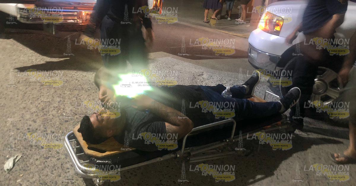 Derriban a motociclista en Tihuatlán Derriban a motociclista en Tihuatlán 3