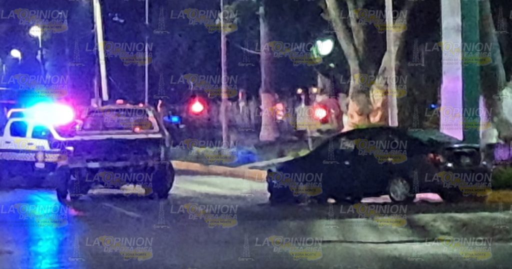 Ebrio se ensartó y abandonó el vehículo