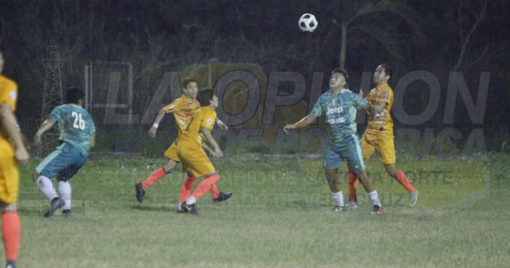 Gaviotas va por el título