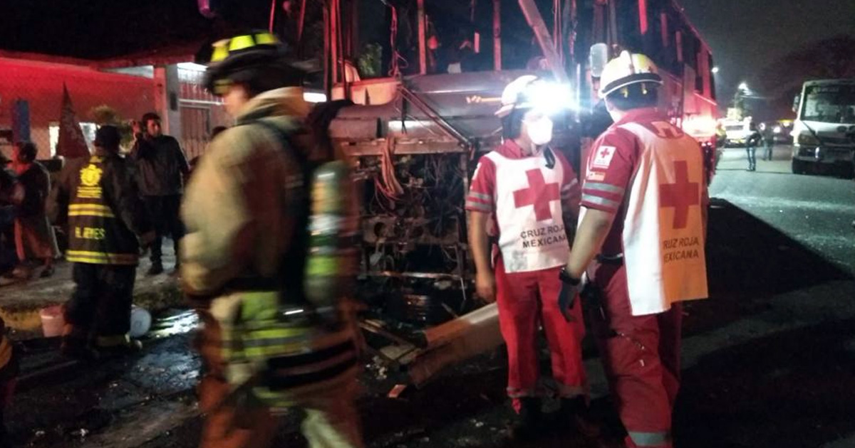 Incidente por pirotecnia en autobús en Córdoba