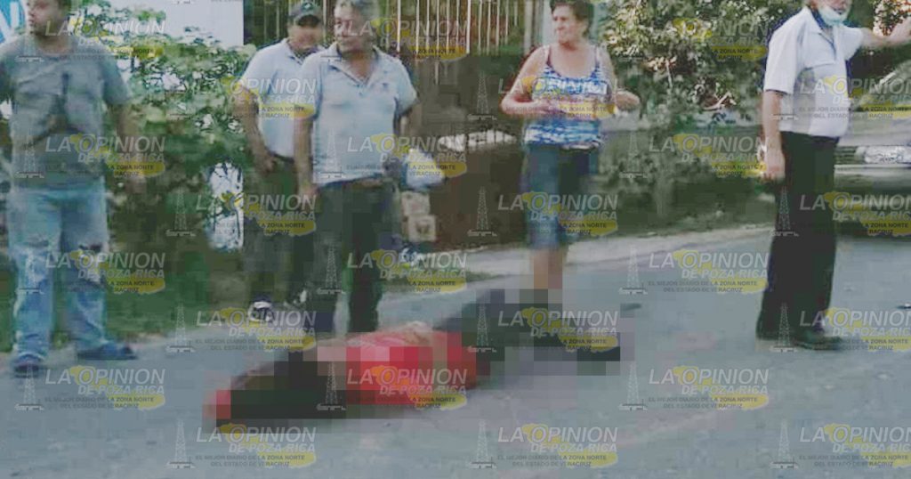 Joven cazoneño derrapa y se lesiona