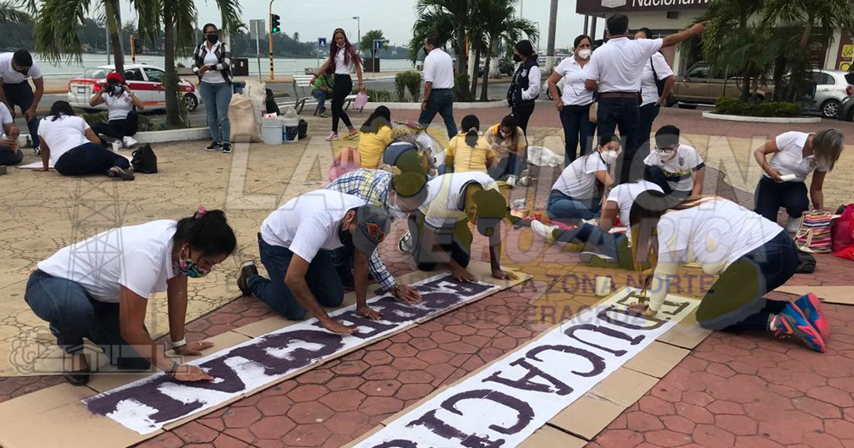 La sociedad impone barreras a personas con capacidades diferentes