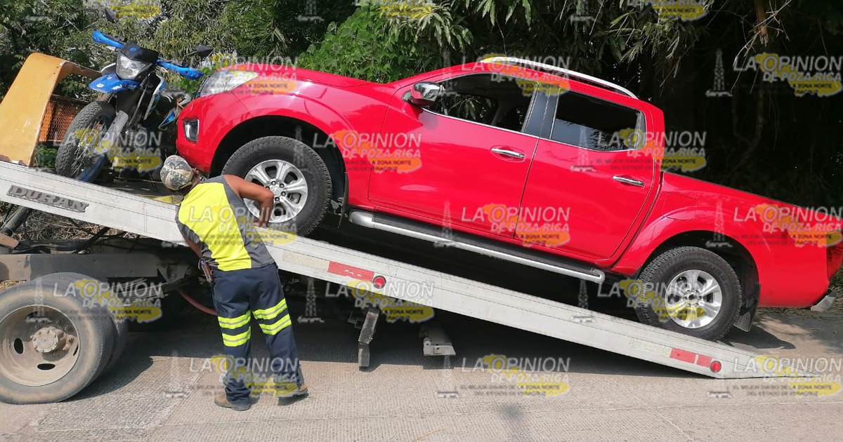 Policía Vial y Municipal instalan puesto de revisión en Poza Rica