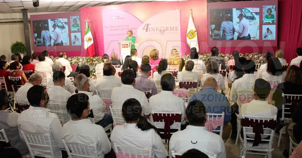 Presenta Presidenta del DIF Poza Rica su 4to. Informe de actividades
