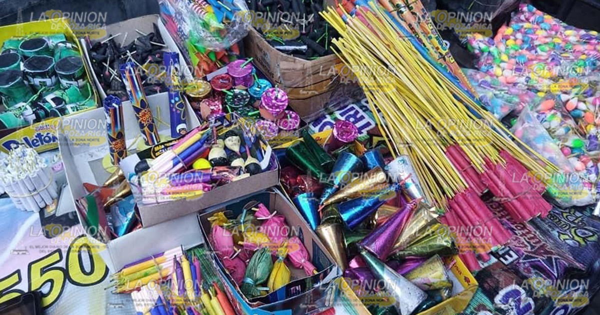 Prohibida la venta pirotecnia en Tihuatlán Prohibida la venta pirotecnia en Álamo 2