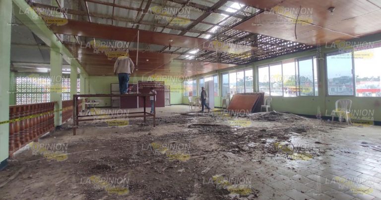 Rehabilitan auditorio municipal