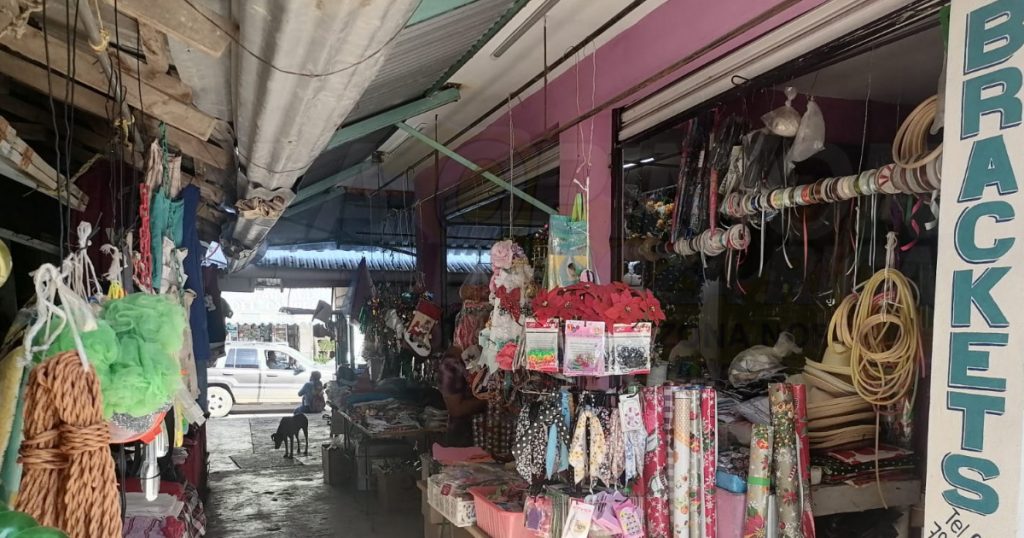 Sigue devastado el mercado Morelos, de Cazones; urgen apoyo gubernamental
