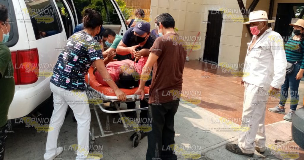 Tractor le prensa las dos piernas