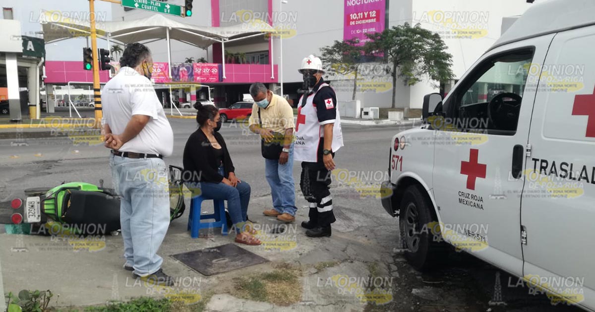 Tumban a joven motociclista en Tuxpan Tumban a joven motociclista en Tuxpan