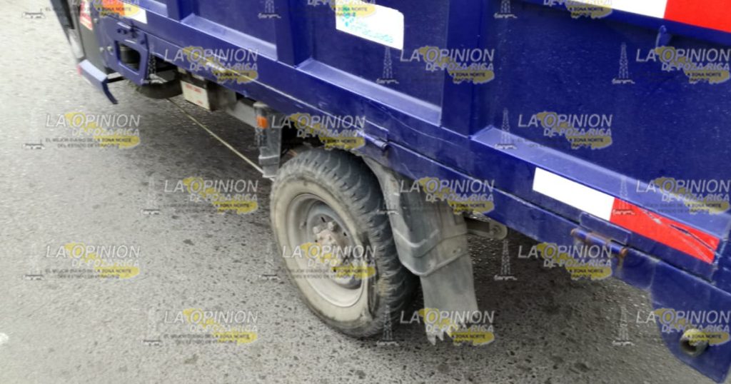 ¡Encontronazo de camioneta y moto!