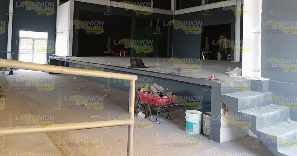 Acusan a Cruz Matheis de desviar 7 mdp