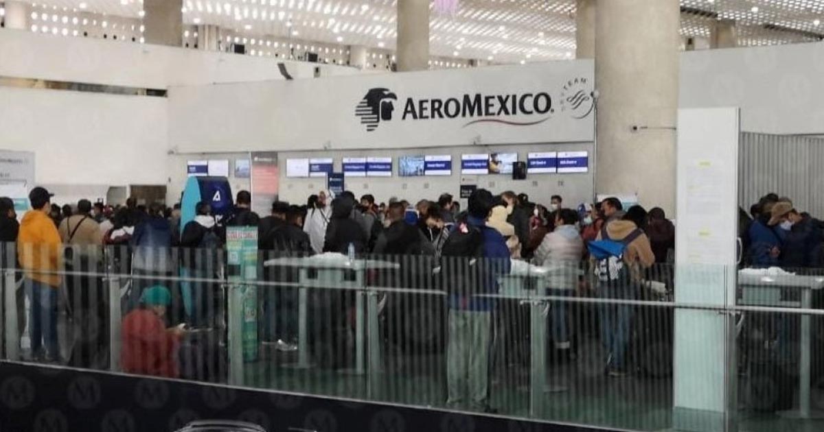 Aeroméxico cancela 43 vuelos por contagios en tripulaciones