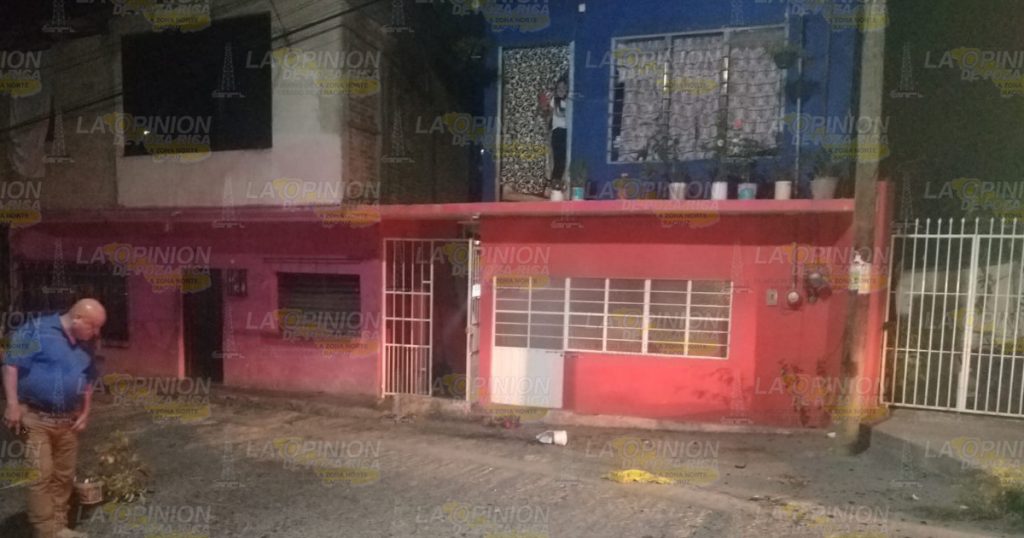 Agreden a botellazos a ministeriales