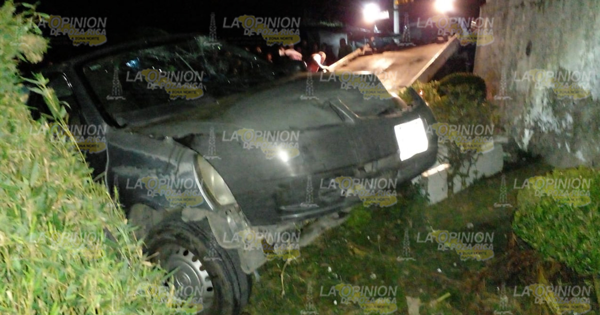 Ebrio se estampa en el mirador de la Virgen