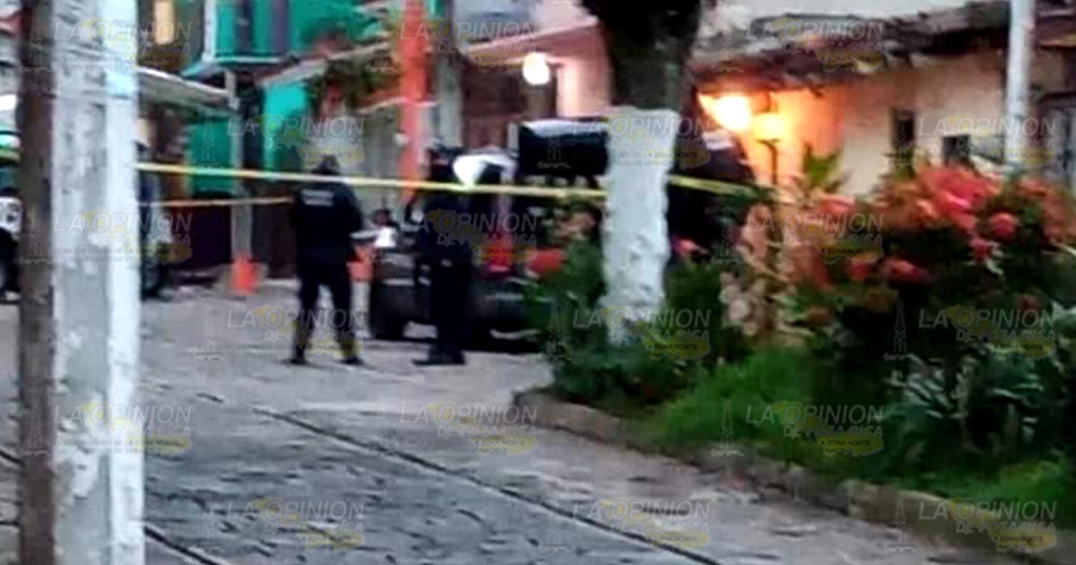 Ejecutan a tres personas dentro de una camioneta