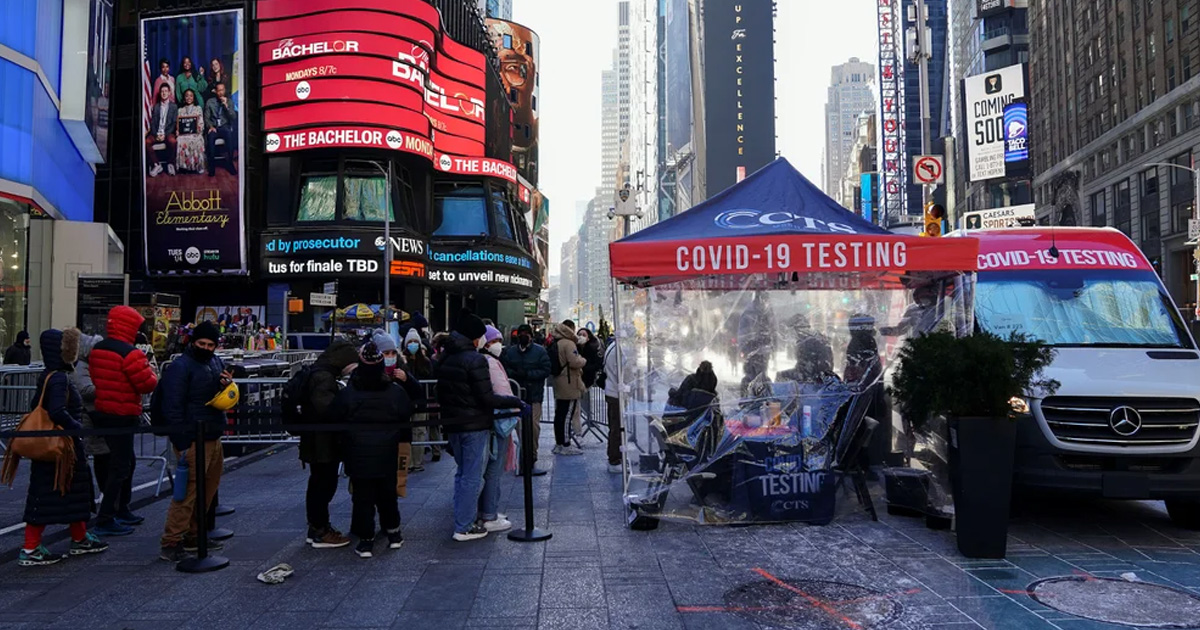 El estado de Nueva York registró más de 90.000 casos de COVID-19 en un día, un nuevo récord desde el inicio de la pandemia