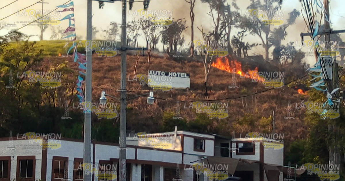 Incendio de pastizal se sale de control