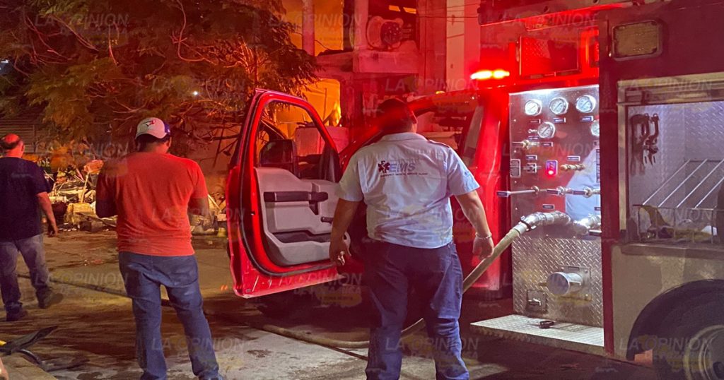 Incendio afuera del campo José Chao de Álamo