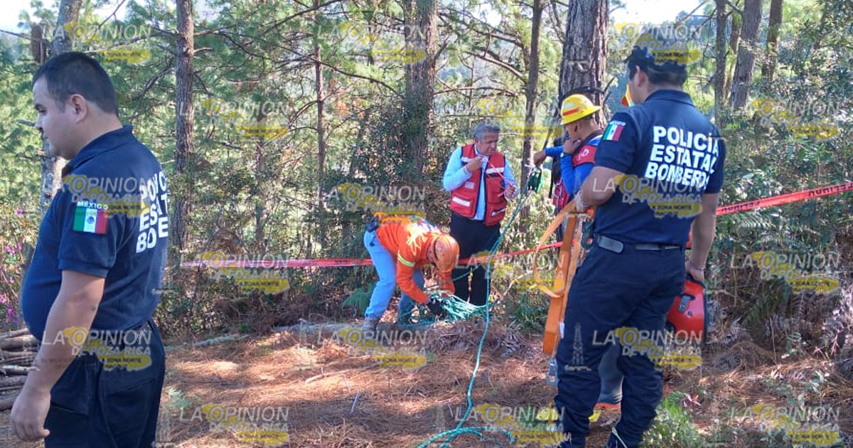 Joven se ahorca en barranco