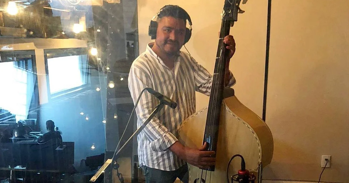 Murió en aparatoso accidente automovilístico David “Tololoche”, músico de regional mexicano