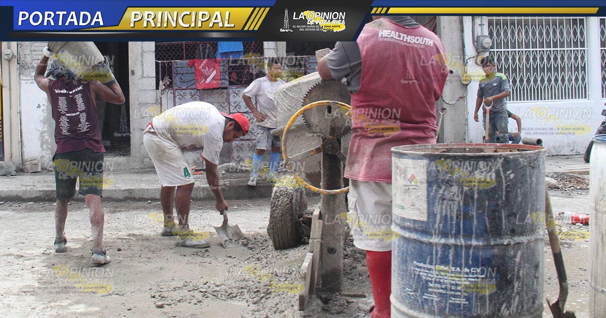 Sube el material de construcción