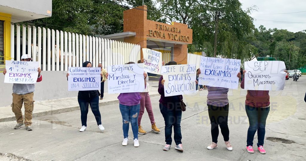 Toman instalaciones de la primaria Leona Vicario