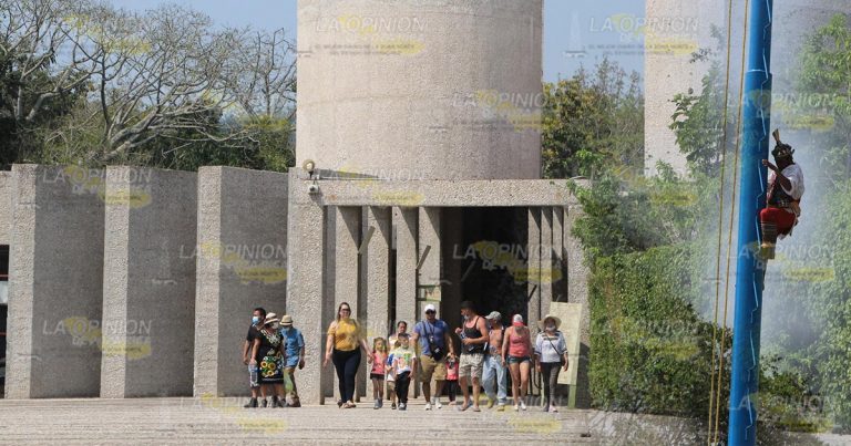 Voladores dejan la danza por falta de visitantes