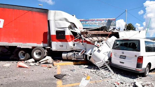 No hay delito, el tráiler venía sin chofer: Abelina López