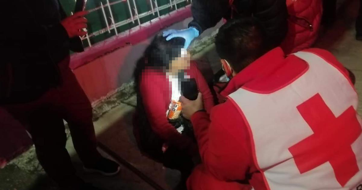 Abuelita se lesiona al caer en Huauchinango Abuelita se lesiona al caer en Huauchinango