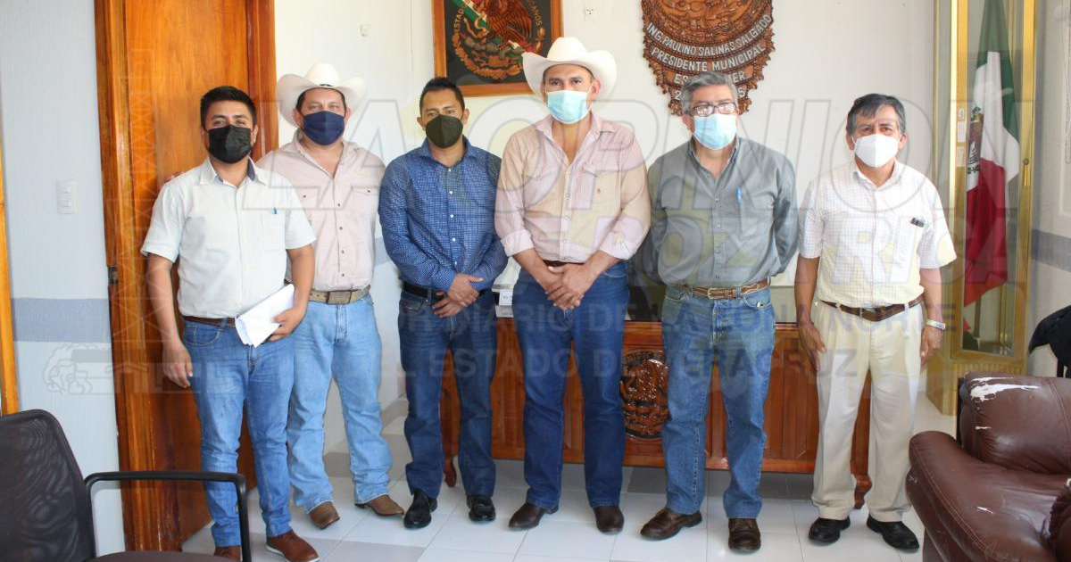 Acercan programas de apoyo a productores