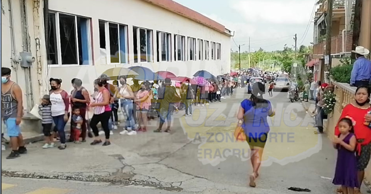 Aplicarán dosis de refuerzo contra Covid-19, al grupo 30-39, en Cazones