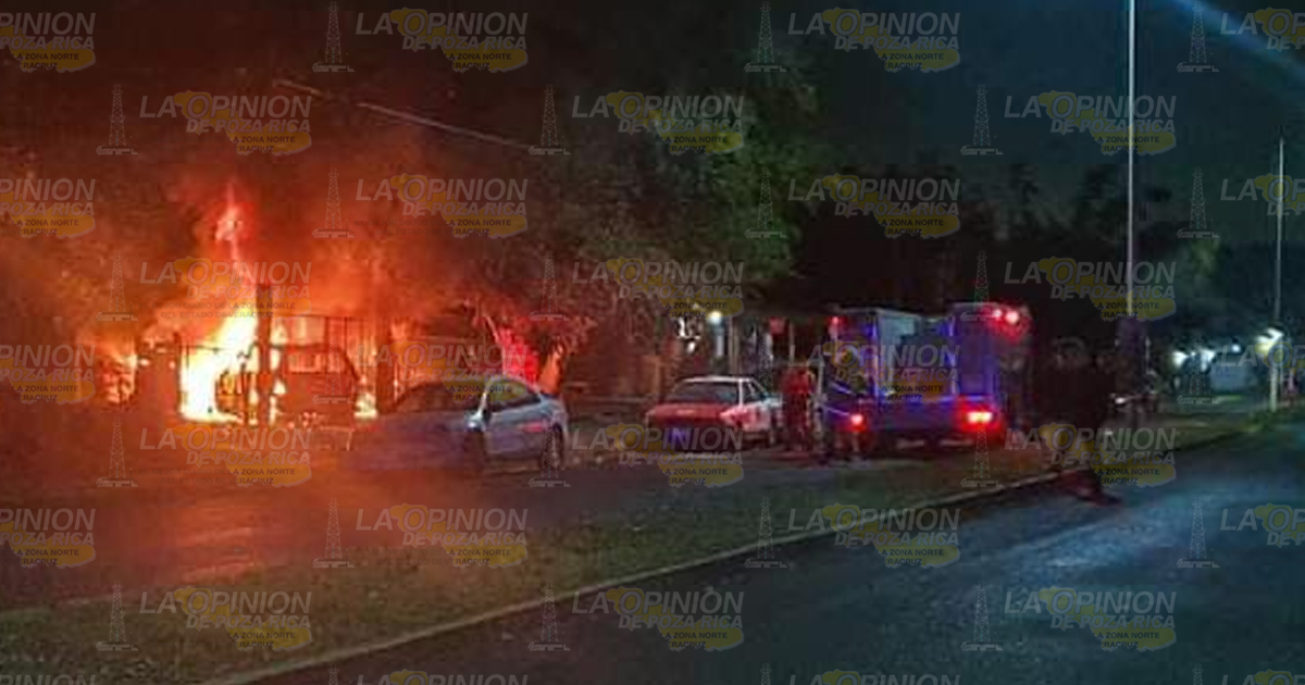 Arde taller mecánico en Tuxpan