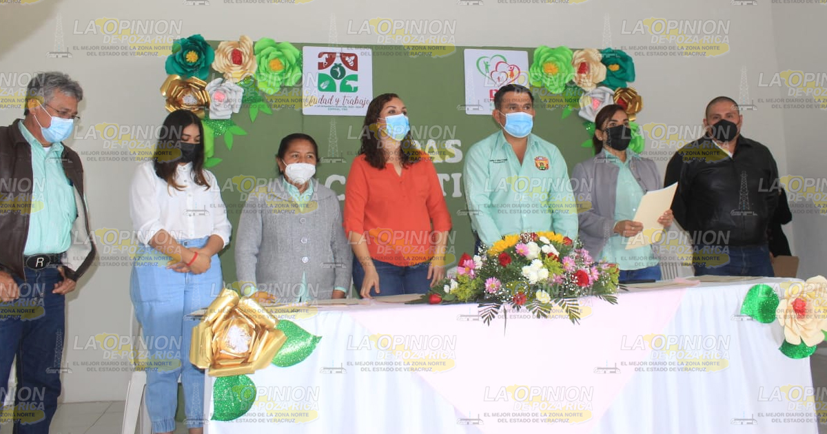 Espinaltecos dieron el sí en las bodas colectivas