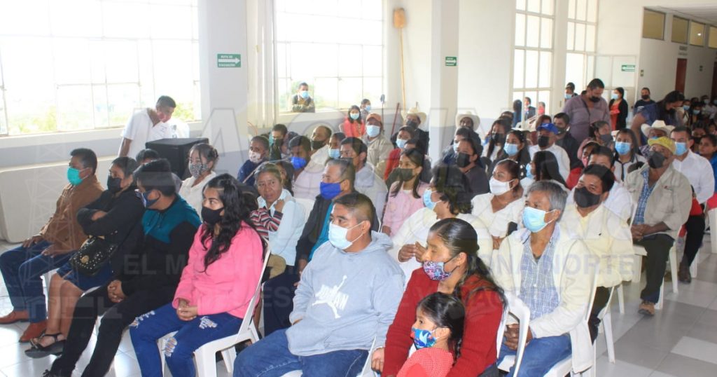 Espinaltecos dieron el sí en las bodas colectivas