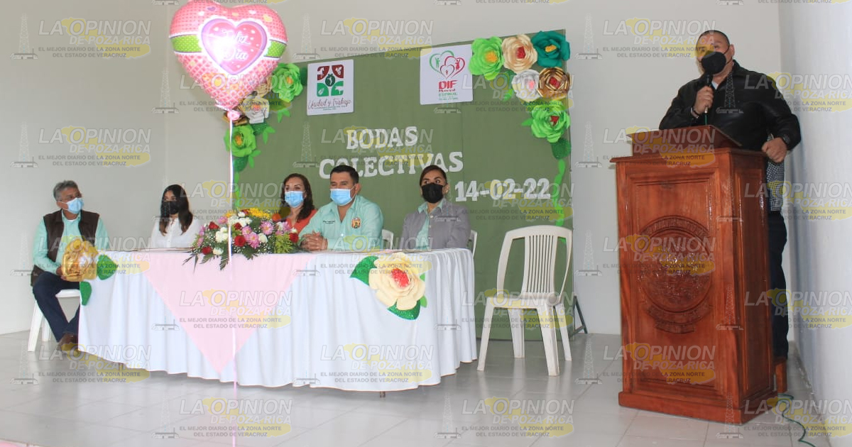 Espinaltecos dieron el sí en las bodas colectivas