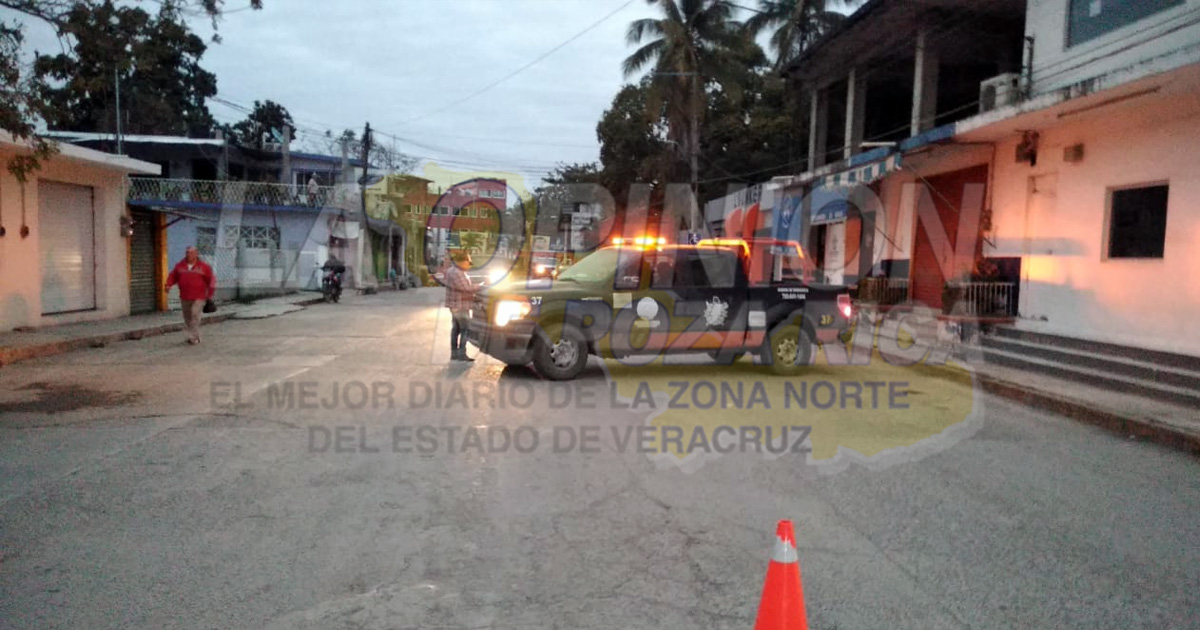 Colapsan líneas conductoras de la CFE
